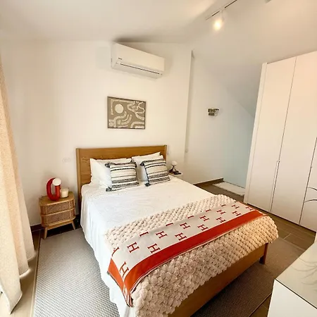 Apartamento Luxury Townhouse With Garden Historic Center *